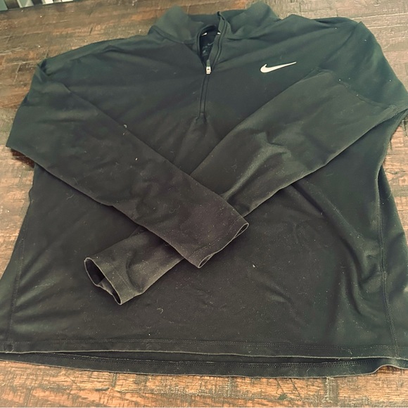 Nike Tops - Women’s Nike Swift Sportswear Pullover